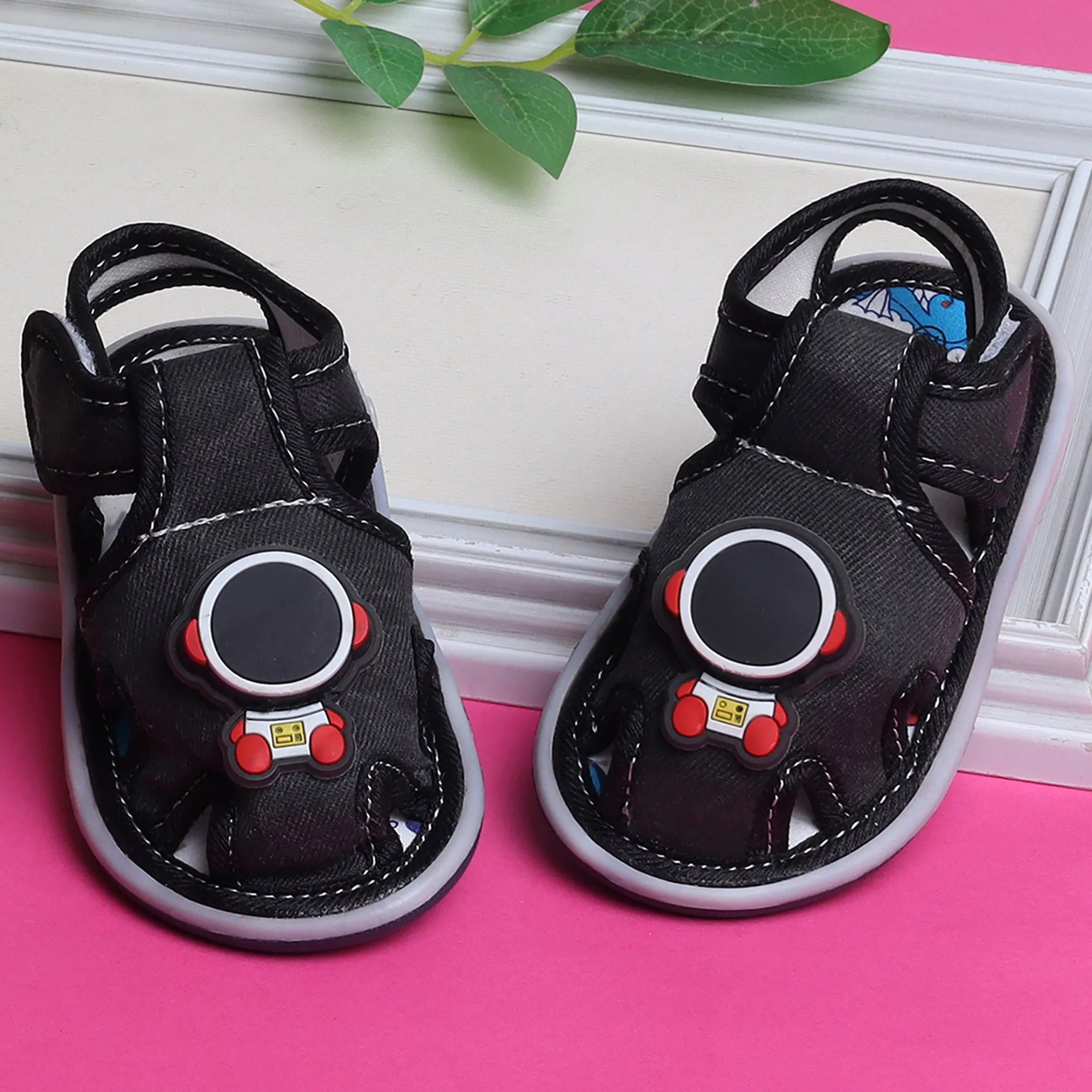 Baby Moo Cool Robot Velcro Strap Anti-Skid Chu Chu Sound Sandals - Black