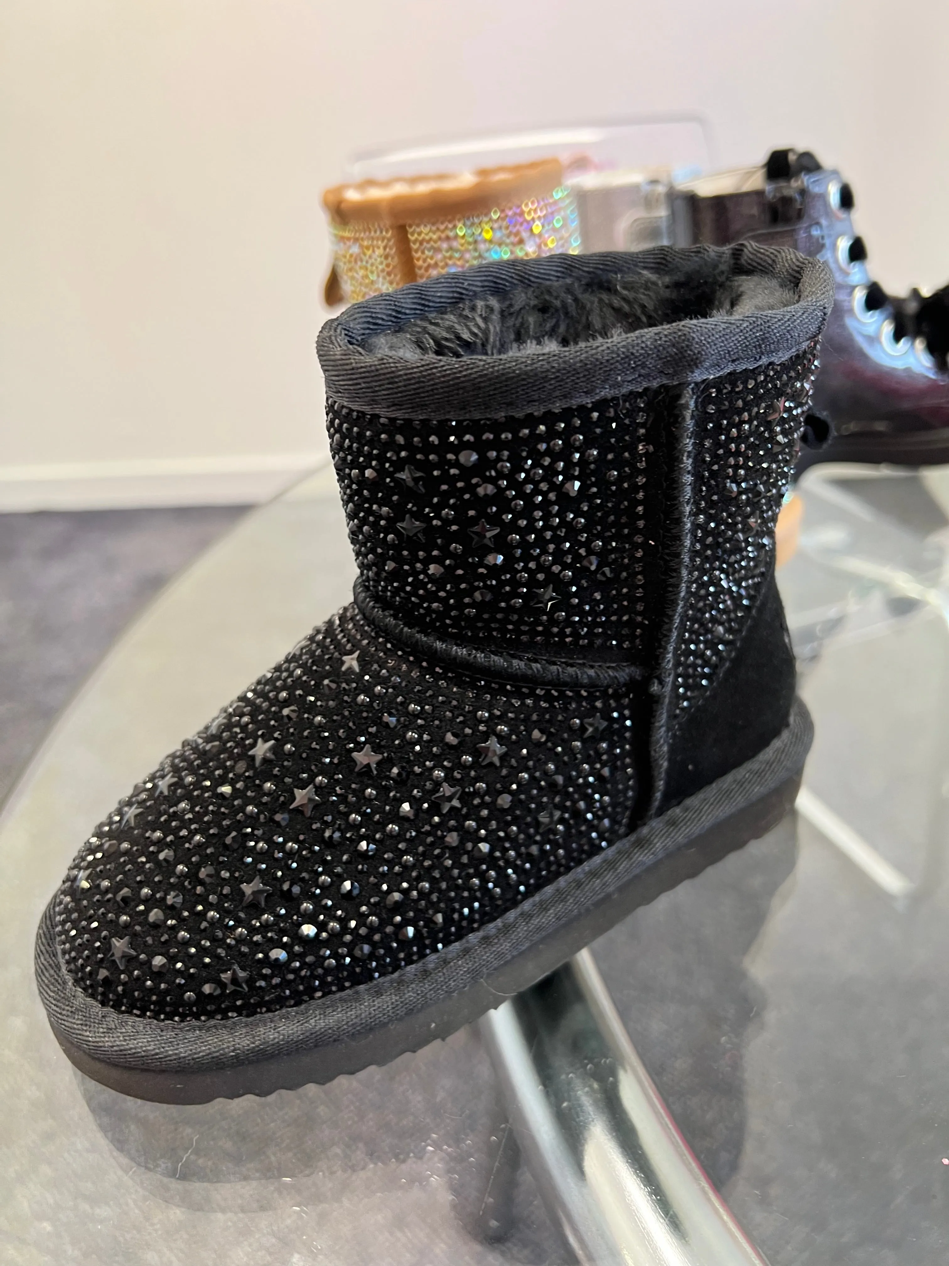 EB01 Lelli Kelly Black Olivia Sheepskin Ugg Style Boots