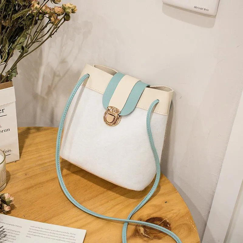 Factory direct sales 2024 new women's bag fashionable Korean style single shoulder crossbody bag ladies mobile phone coin purse