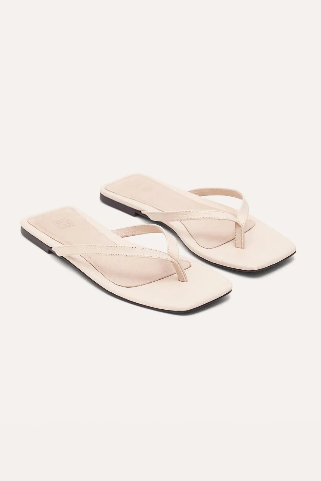 Nelly Sandal Ivory Croc