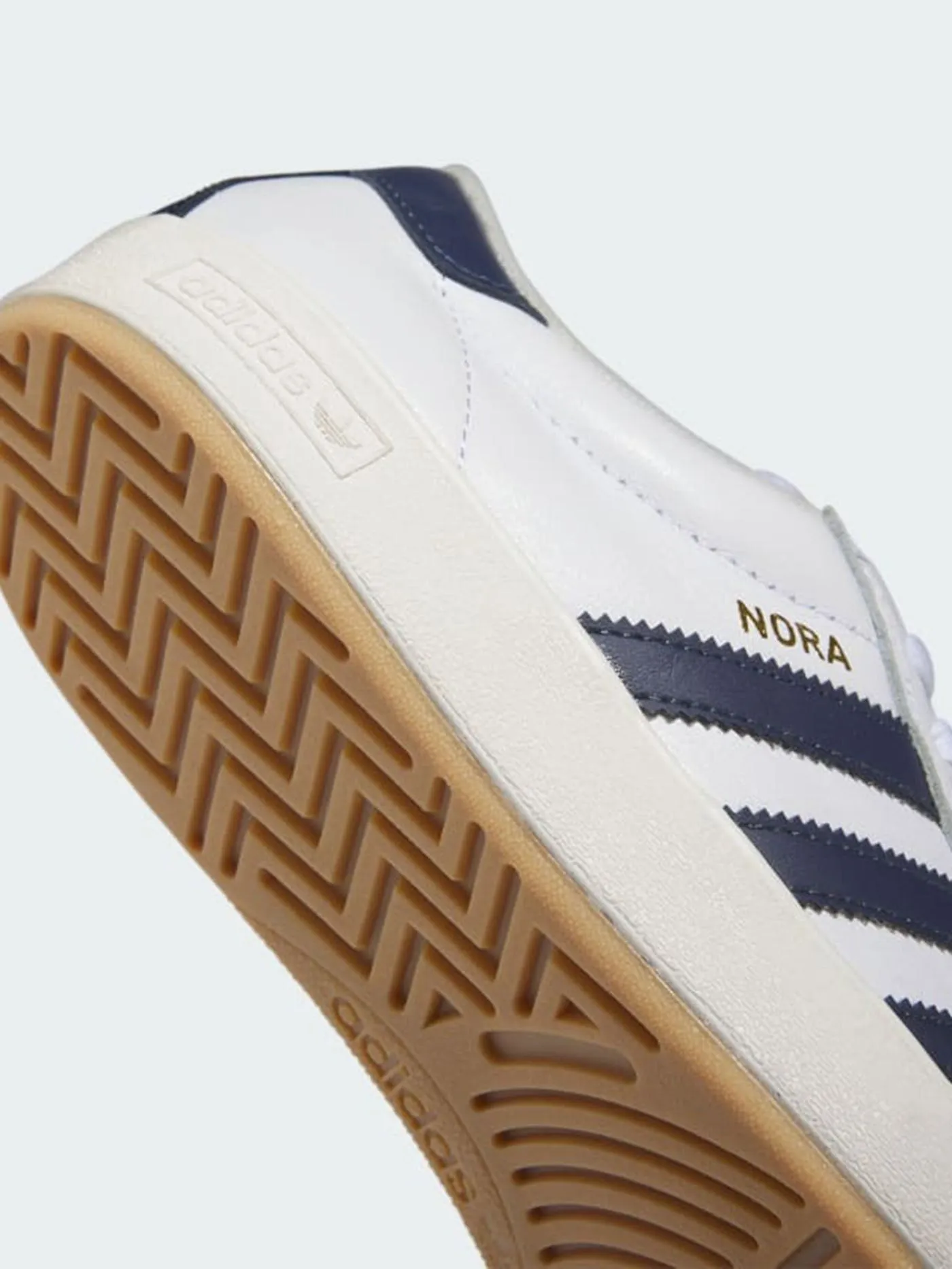 Nora White/Collegiate Navy/Chalk White Shoes