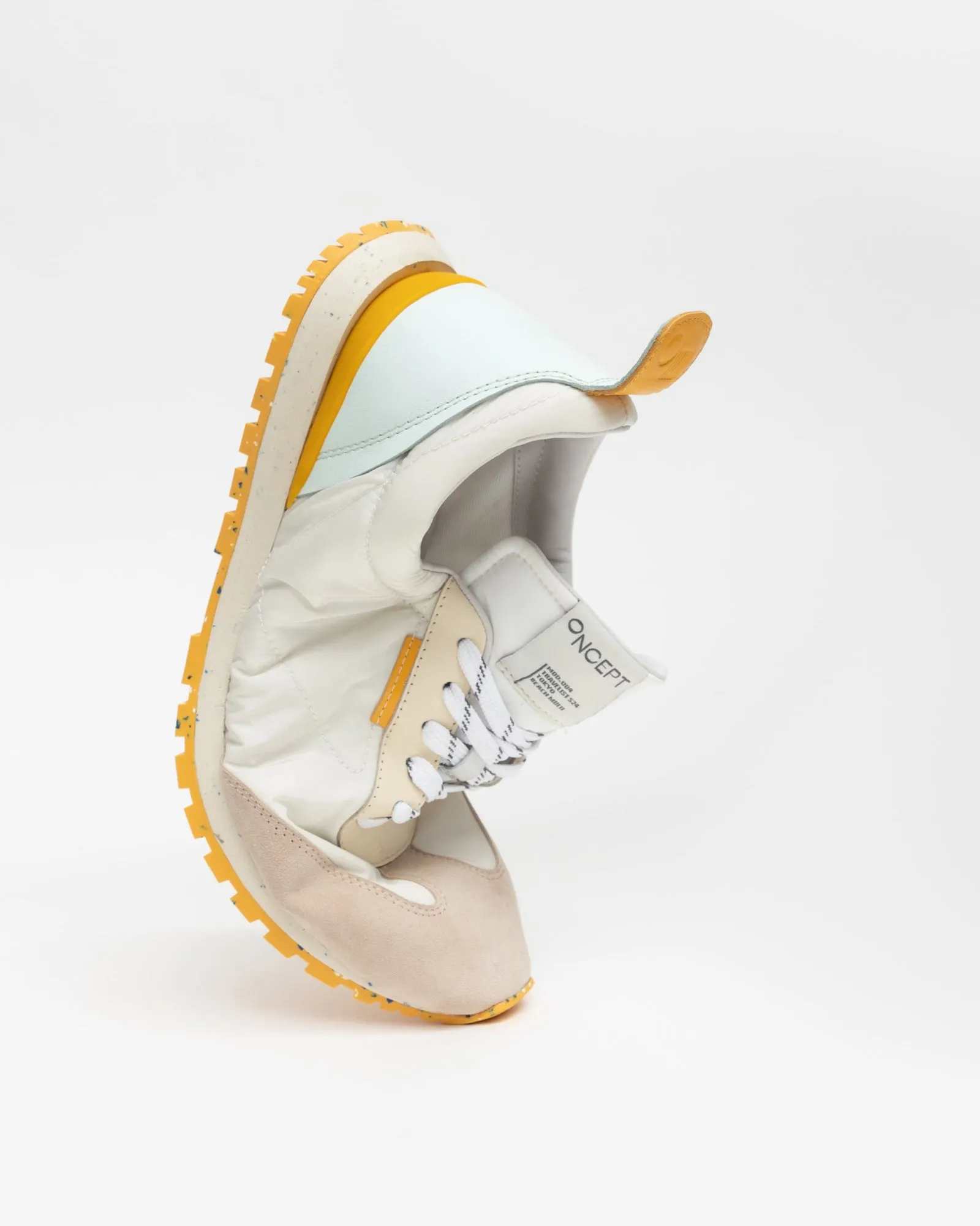 Oncept Tokyo Sneakers in Beach Multi