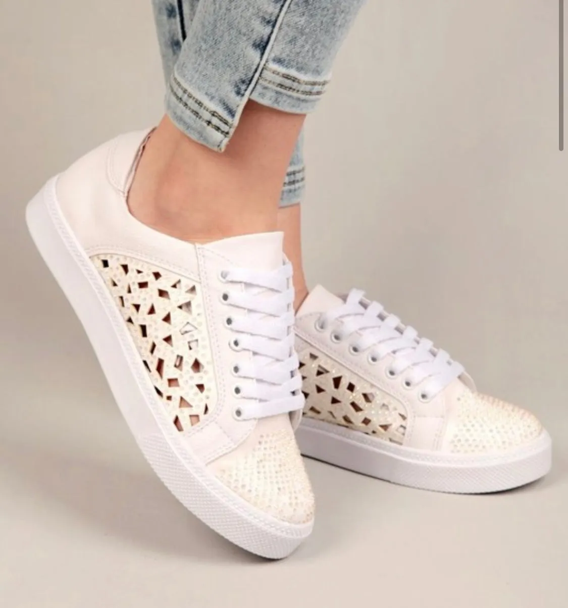 The Dazzle Sneakers • White