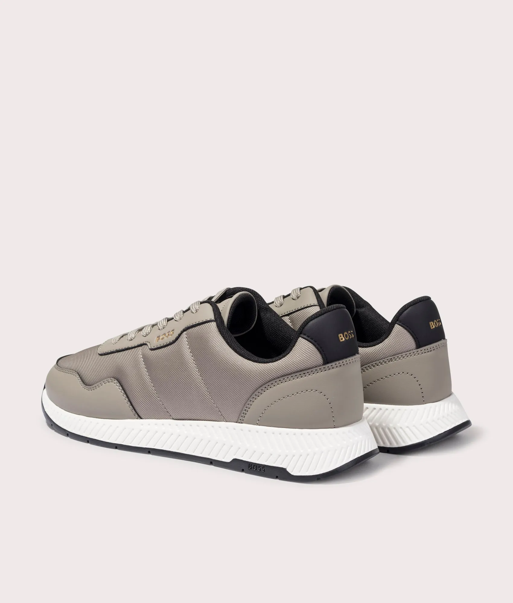 Titanium Runn Trainers