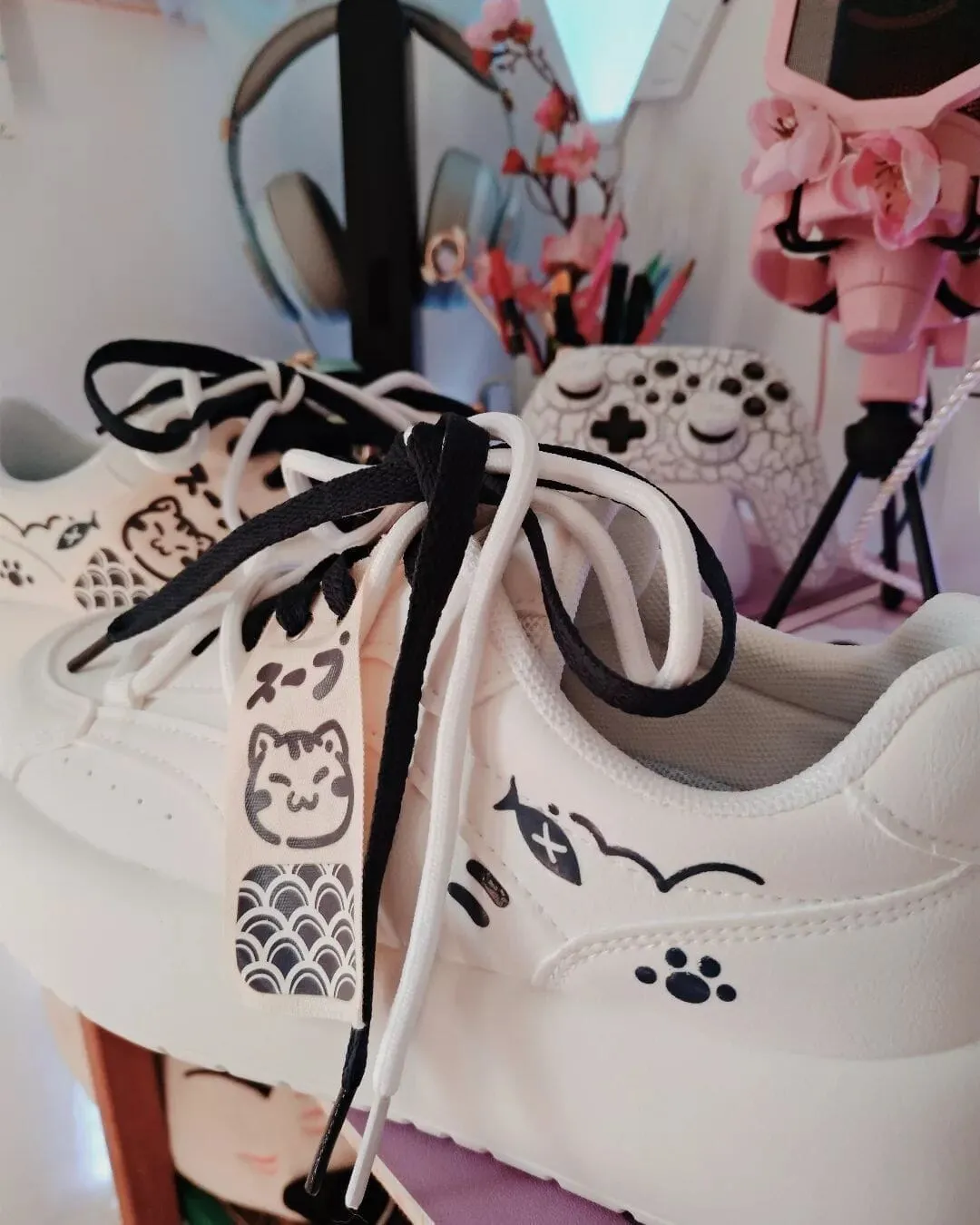 Ultra Kawaii Kitty Colorblock White Sneakers - Women's