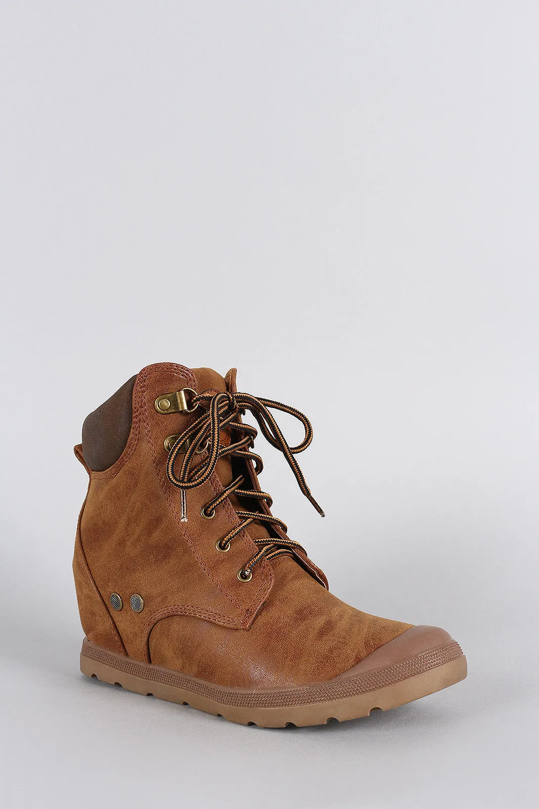 Wedged Hiking Ankle Boots